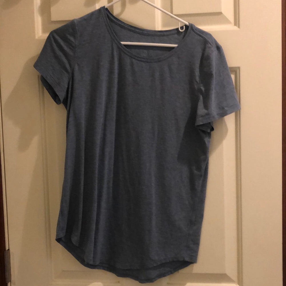 Blue Lululemon love tee size 8